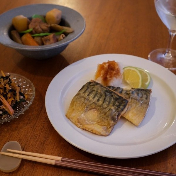 訳あり 無塩骨取りさば／飯田商店